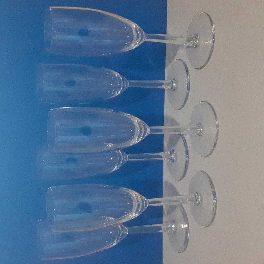 6 Clear Glass Stemmed Champagne Glasses